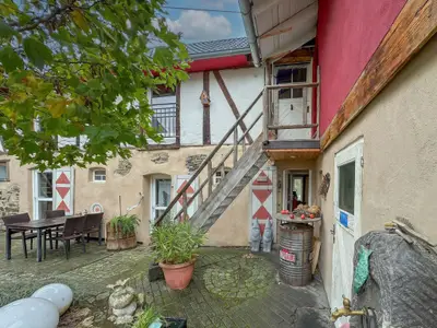 Außenseite Ferienhaus [Sommer]