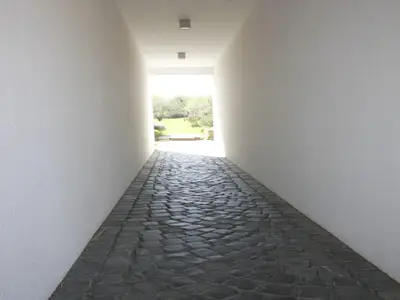 Verbindung vom Hof in den Garten