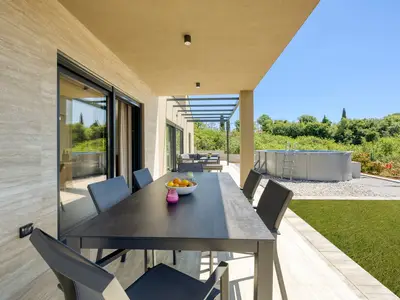 Ferienhaus für 6 Personen (124 m²) in Rebići 3/10