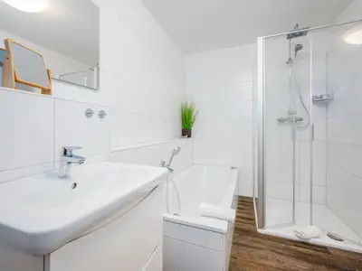 Ferienhaus für 6 Personen (107 m²) in Schillig 10/10