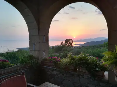 Terrasse. Sonnenuntergang