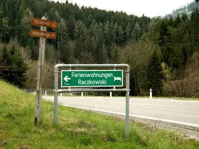 Wegweiser von Birkfeld kommend