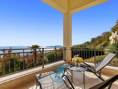 Ferienhaus für 8 Personen (400 m²) in Poljane 7/10