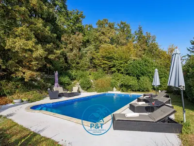 Ferienhaus für 8 Personen (400 m²) in Poljane 10/10