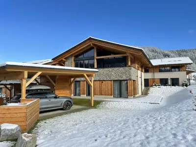 Außenseite Ferienhaus [Winter]