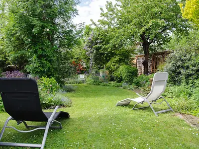 Ferienhaus Refugium-Blick in den Garten