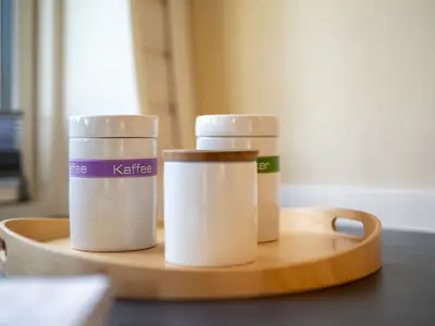 Ferienhaus Nordkugel – Kugelhaus am Tollensesee – liebevolle Details in der Küche