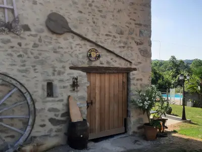 Außenseite Ferienhaus [Sommer]