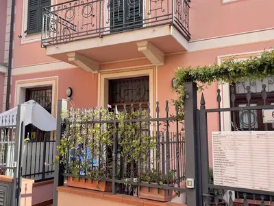 Ein kleiner Traum: Urlaub im eigenen Haus am Meer.