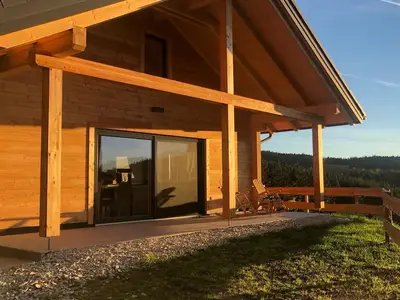 Blockhaus mit großer Terrasse