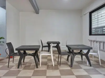 DiningRoom