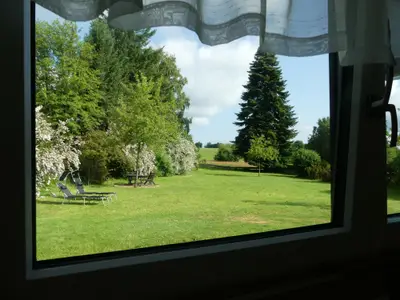 FeHa Schmidt-Blick aus dem Küchenfenster