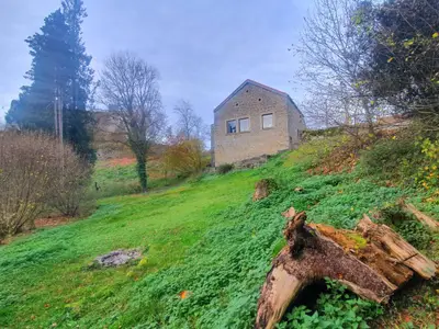 Außenseite Ferienhaus [Sommer]