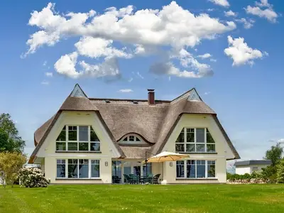 Ferienhaus für 8 Personen (258 m²) in Mönchgut Auf Rügen 1/10