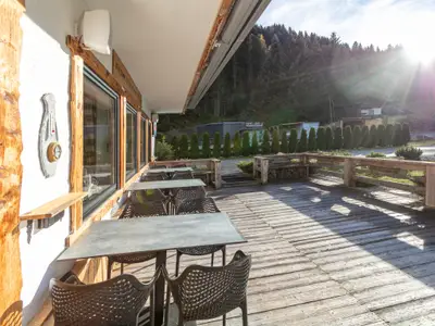 Terrasse / Balkon