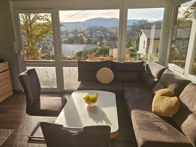 Sensationeller Blick direkt aus dem Ferienhaus auf den Inselsberg