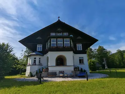 e83f12e3-a512-4177-bfb7-5c887ad4b142