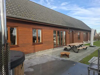 Außenseite Ferienhaus [Winter]