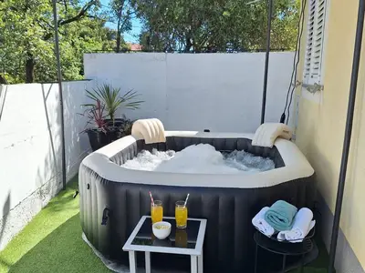 hot-tub