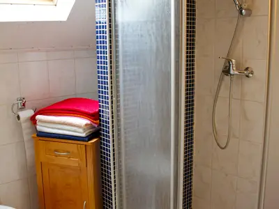 FeWo Bild Poststrasse Dachgeschoß Bad 1