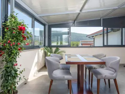 Ferienhaus für 13 Personen (240 m²) in Naklice 6/10