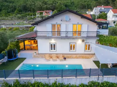 Ferienhaus für 13 Personen (240 m²) in Naklice 10/10