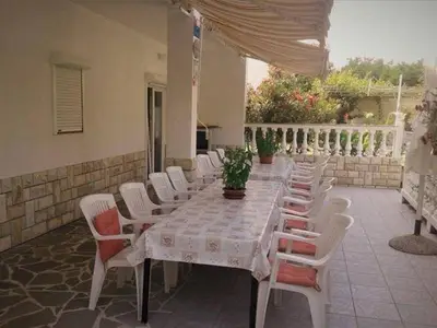 Ferienhaus für 9 Personen (110 m²) in Rab 3/10