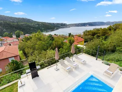 Ferienhaus für 12 Personen (313 m²) in Bakarac 5/10