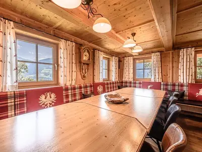 Ferienhaus für 15 Personen (240 m²) in Emberg 9/10