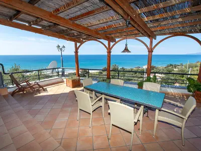 Ferienhaus für 9 Personen (150 m²) in Caprioli 3/10