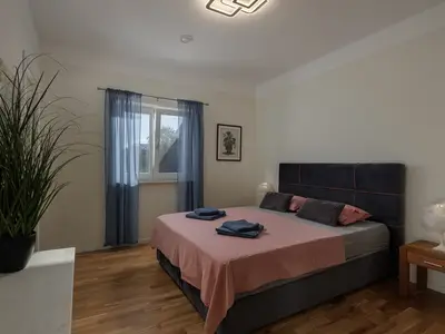 Zweites Schlafzimmer
