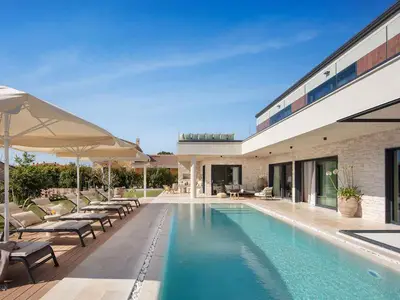 Ferienhaus für 10 Personen (270 m²) in Poreč 1/10