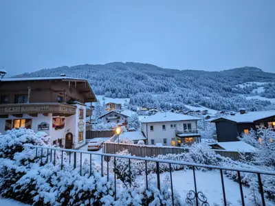 Außenseite Ferienhaus [Winter]