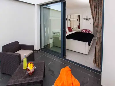 Ferienhaus für 8 Personen (140 m²) in Baretići 3/10