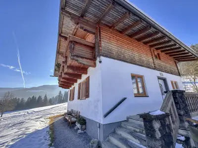 Außenseite Ferienhaus [Winter]