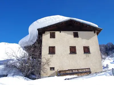 Ferienhaus für 6 Personen in Valendas 1/10