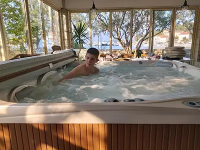 hot-tub