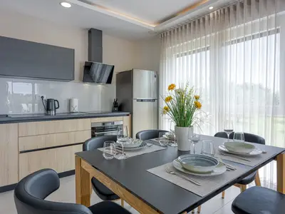 Küche und Essbereich