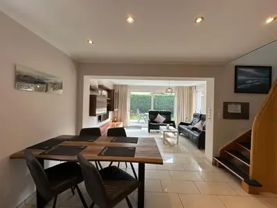 Gemütliches Wohnzimmer ideal für entspannende Abende.