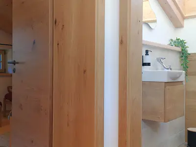 WC neben Schlafzimmer