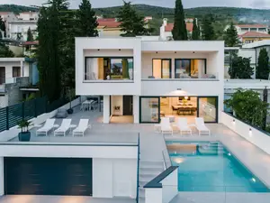 Ferienhaus für 8 Personen (140 m²) in Crikvenica