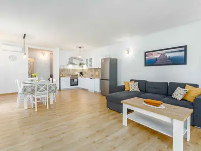 Ferienhaus für 4 Personen (140 m²) in Vrsar 1/10