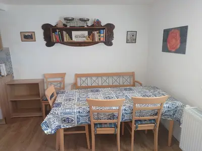 DiningRoom