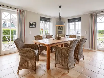 Ferienhaus für 6 Personen (190 m²) in Borgsum 2/10