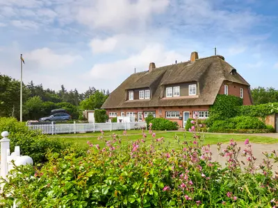 Ferienhaus für 7 Personen (140 m²) in Utersum 1/10
