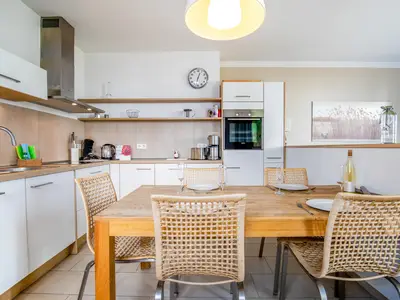 Ferienhaus für 4 Personen (90 m²) in Sellin (Ostseebad) 2/10