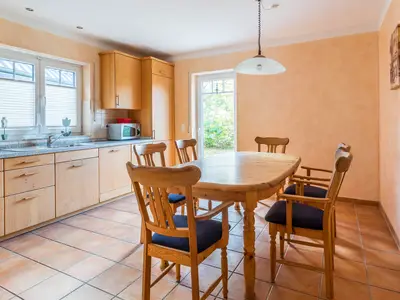 Ferienhaus für 4 Personen (130 m²) in Groß Schwansee 6/10