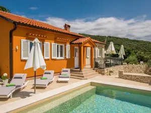 Ferienhaus für 8 Personen (110 m²) in Cres