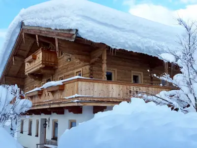 Außenseite Ferienhaus [Winter]