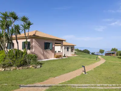 Analipsi Villas Strandfrontanlage